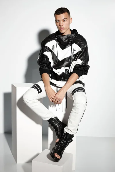 Look 2